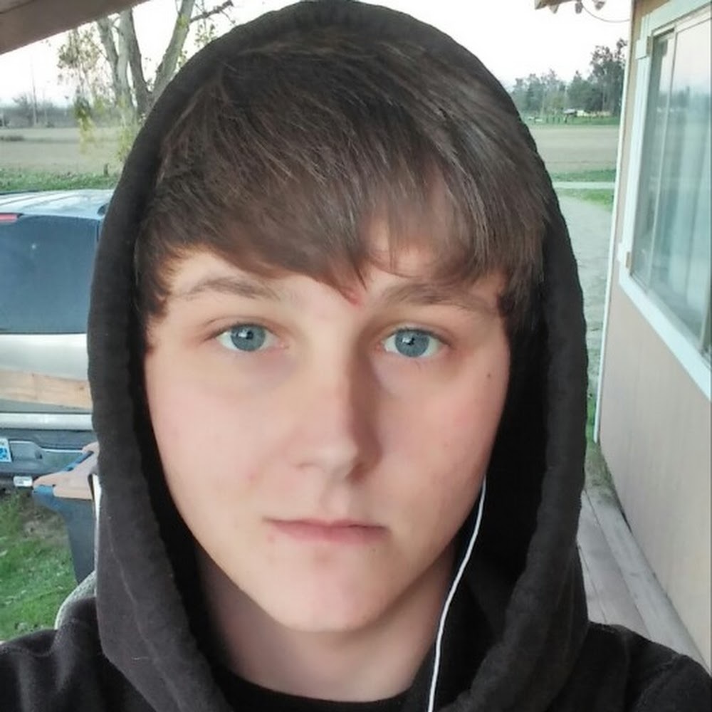 Meet your Posher, Brandon